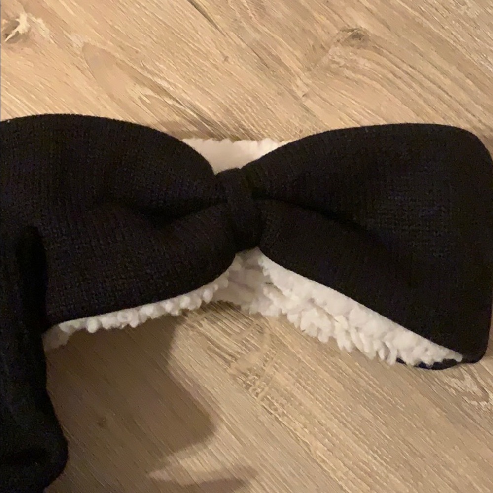 Headband & Pop-top glove duo